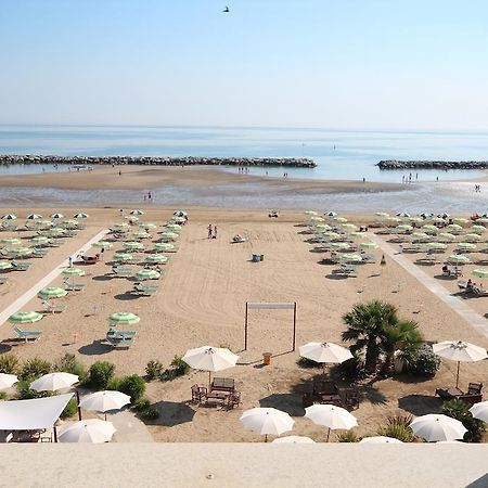 Hotel Belvedere Spiaggia Rimini Exterior photo