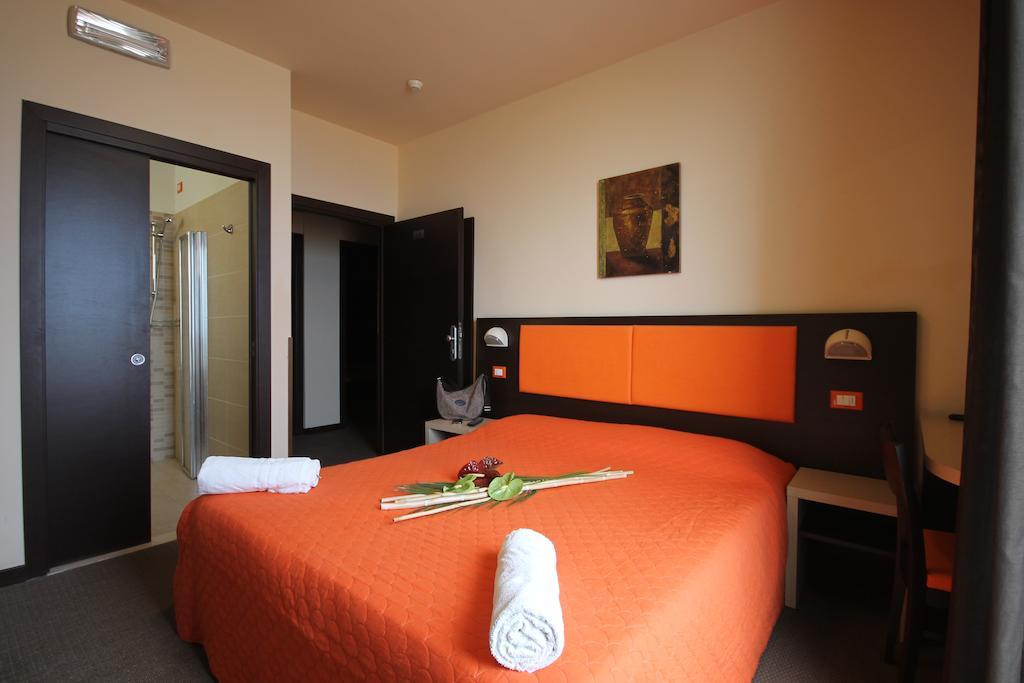 Hotel Belvedere Spiaggia Rimini Room photo